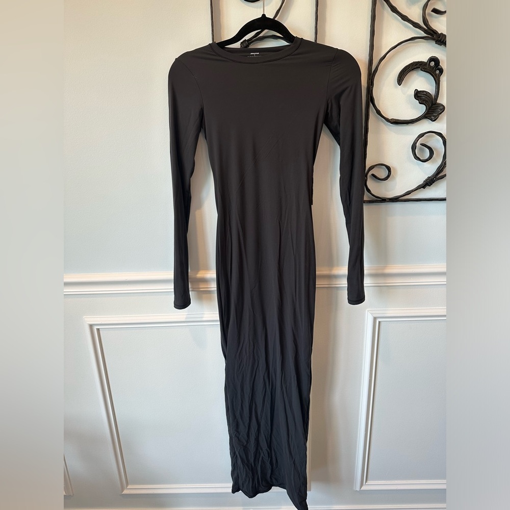 LONG BLACK SKIMS DRESS